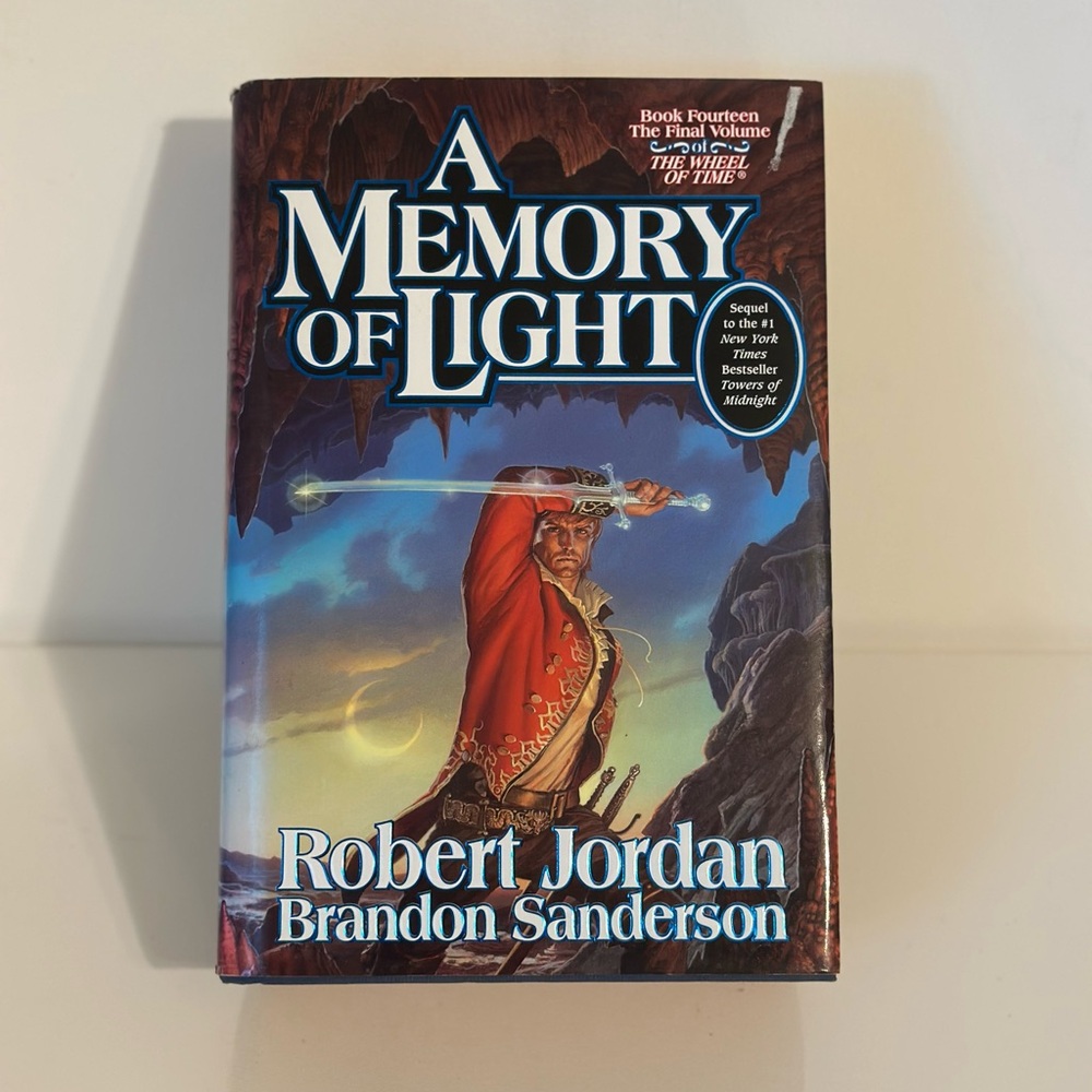 A Memory of Light by Robert Jordan & Brandon Sanderson - Illustrated Hardcover